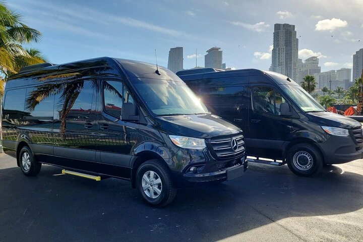 Private Transportation for Aurora Municipal Airport