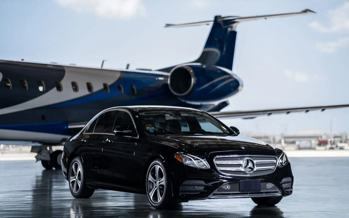 Private Transportation for Aurora Municipal Airport