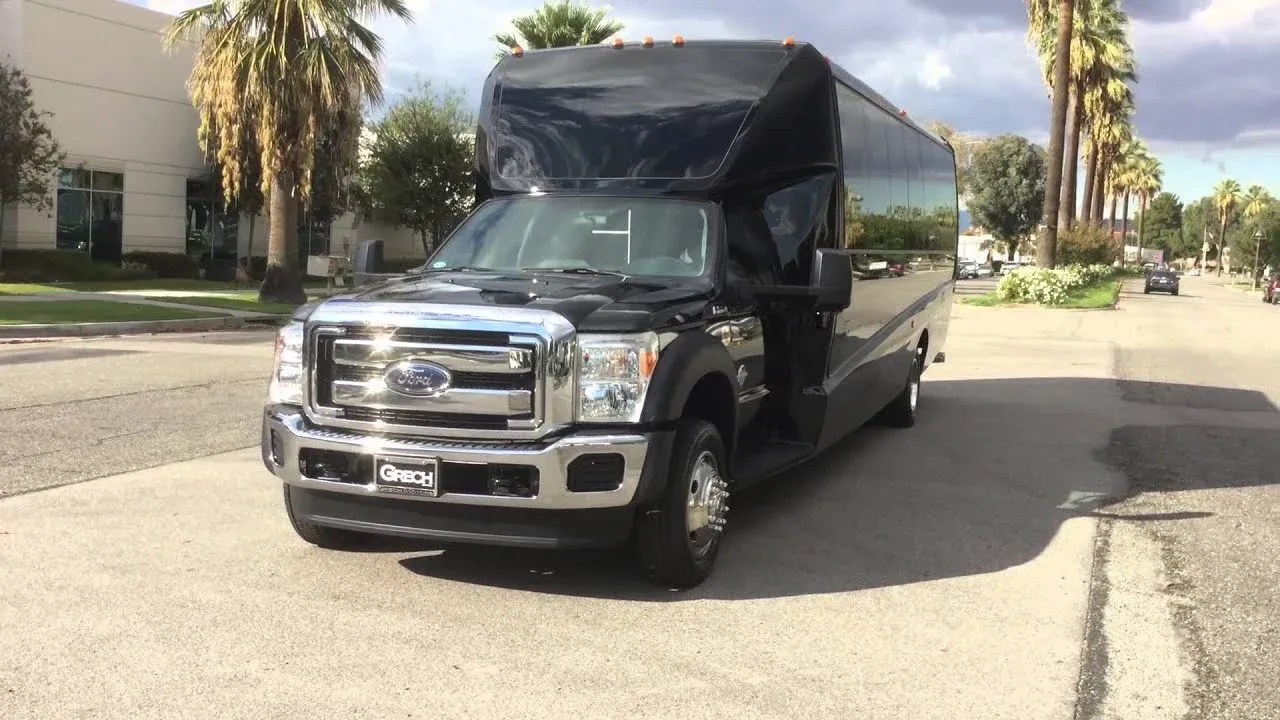 Shuttle Bus Transportation in Chicago IL